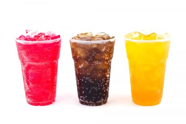 Čo robia sladené bublinkové nápoje s vašim telom